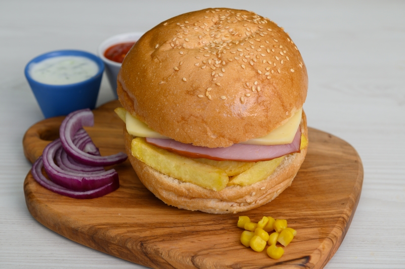 Sandwich cu Pastrama